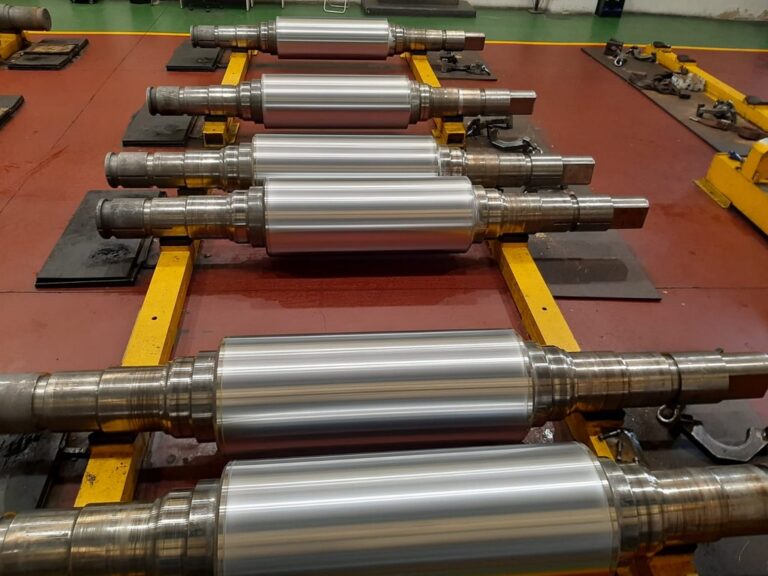Textured surface finishing of hard-chrome coated steel rolls at a VILA factory